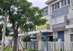 Bán căn Shophouse khu dân cư Rosita Garden Khang Điền giá mềm chỉ 62,5 triệu/m2 nhà và đất 3 tầng
